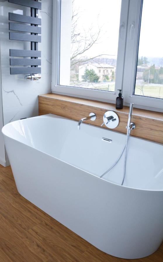 Luxury Apartment With Private Sauna Pod Javorovym Trinec Exterior foto